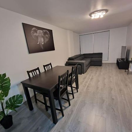 Contemporary City Centre Flat Belfast Eksteriør billede