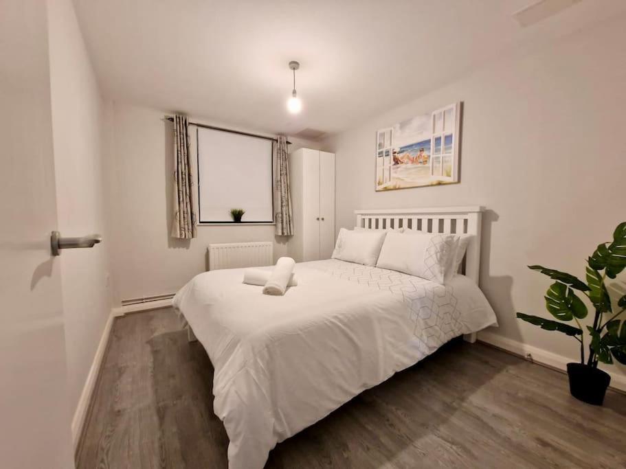 Contemporary City Centre Flat Belfast Eksteriør billede